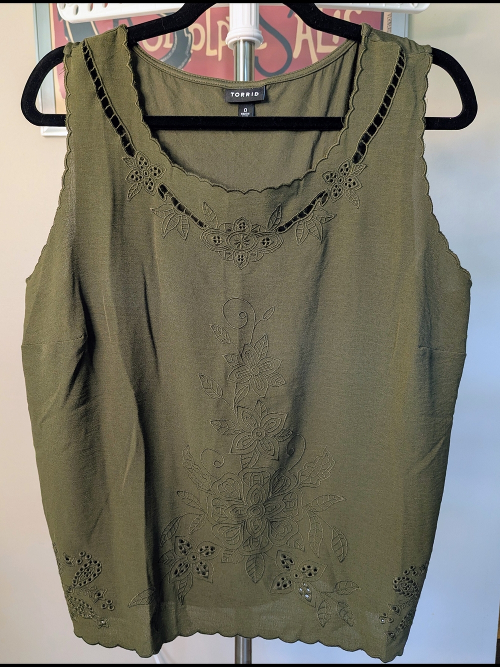 $15 Torrid Size 0/12 Olive Green Embroidered Eyelet Lace Tank Top Boho EUC